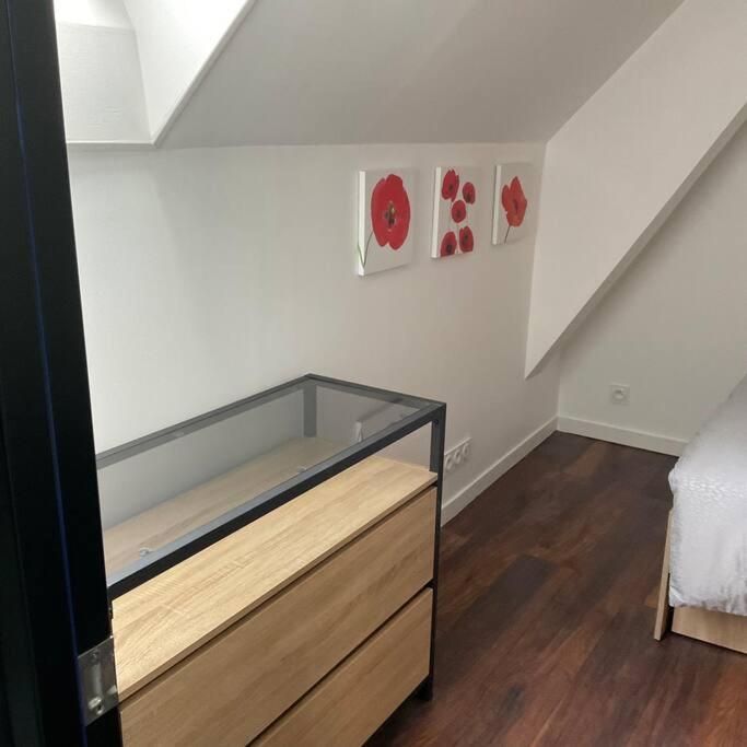 En Plein Centre De Dinan Apartment Exterior photo